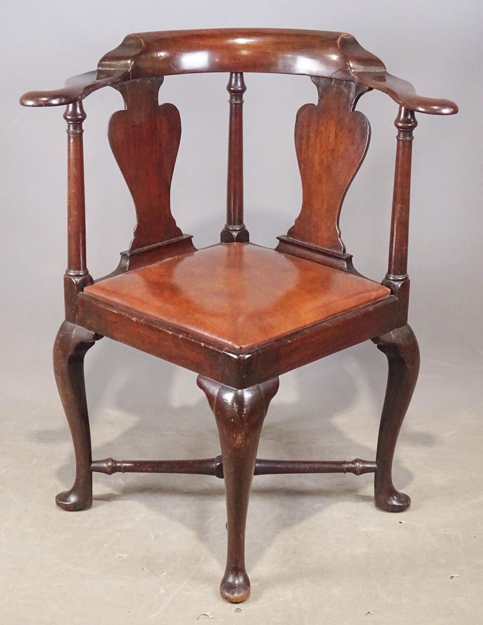 18th c. Mahogany Corner Chair (1 of 7)