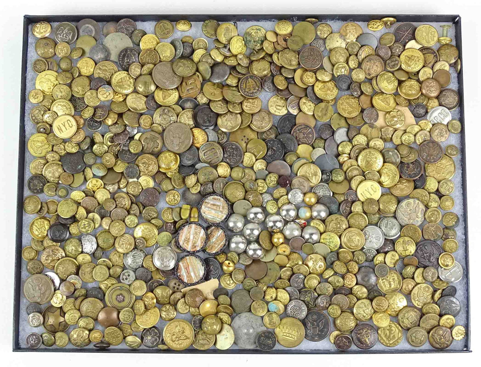 Vintage Buttons Lot (Includes Civil War) (1 of 13)