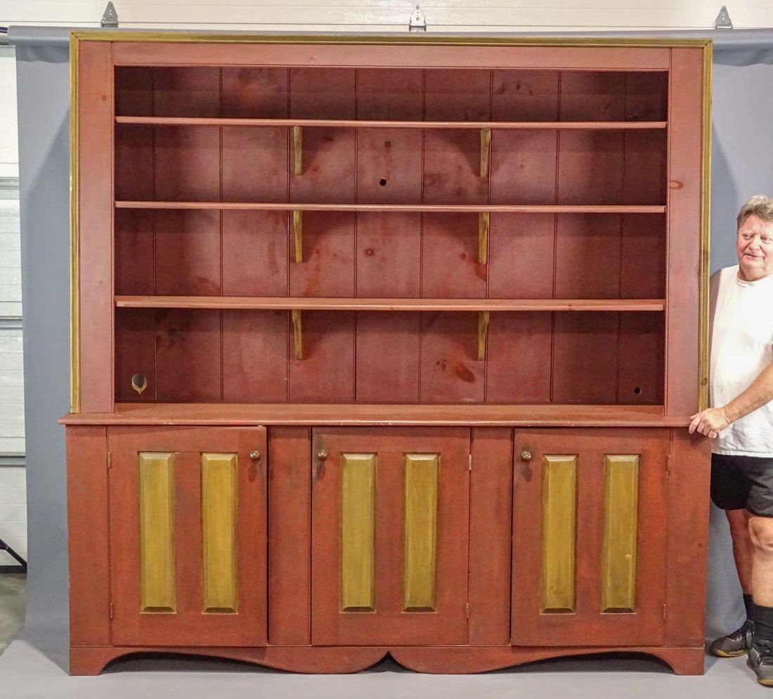 Large Canadian Wall Cupboard (1 of 10)