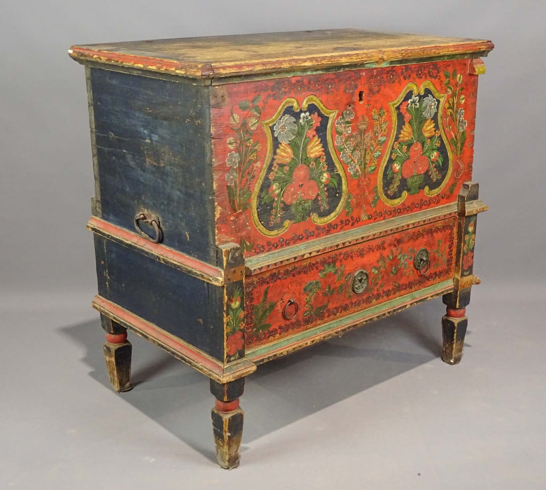 19th c. Hungarian Painted Chest (1 of 10)
