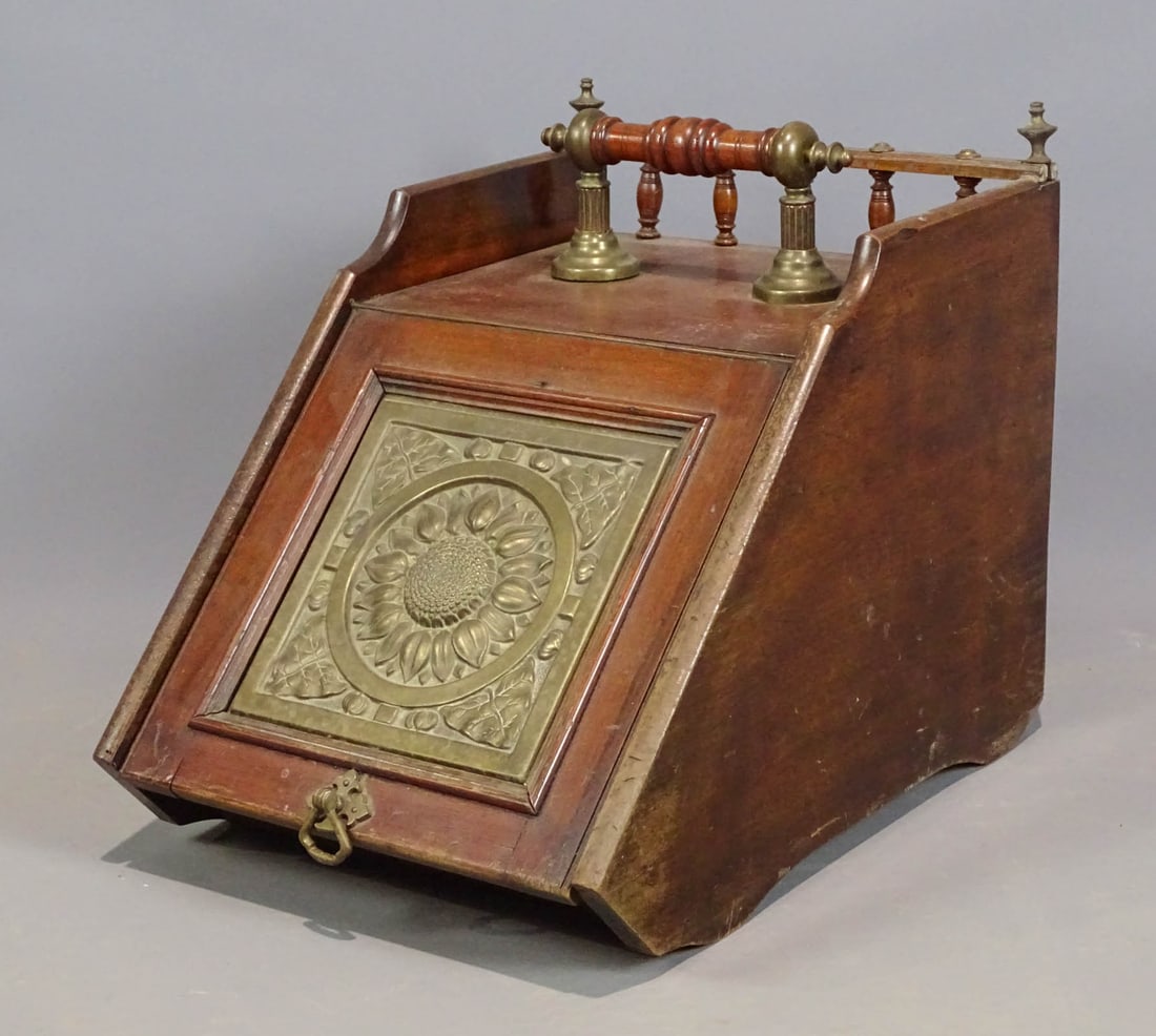 Coal Scuttle with Sunflower Motif (1 of 4)
