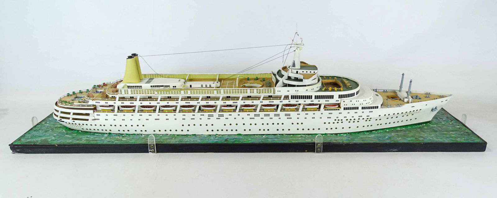 Ship Model (1 of 15)