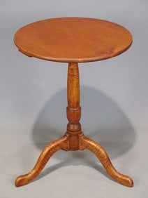 18th c. Candlestand