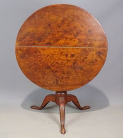 18th c. Mahogany Tea Table