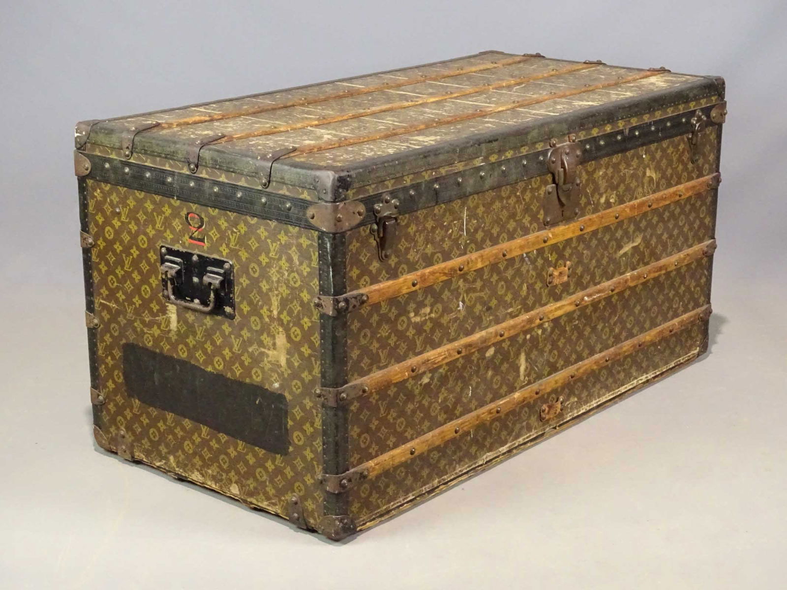 Louis Vuitton Trunk (1 of 13)