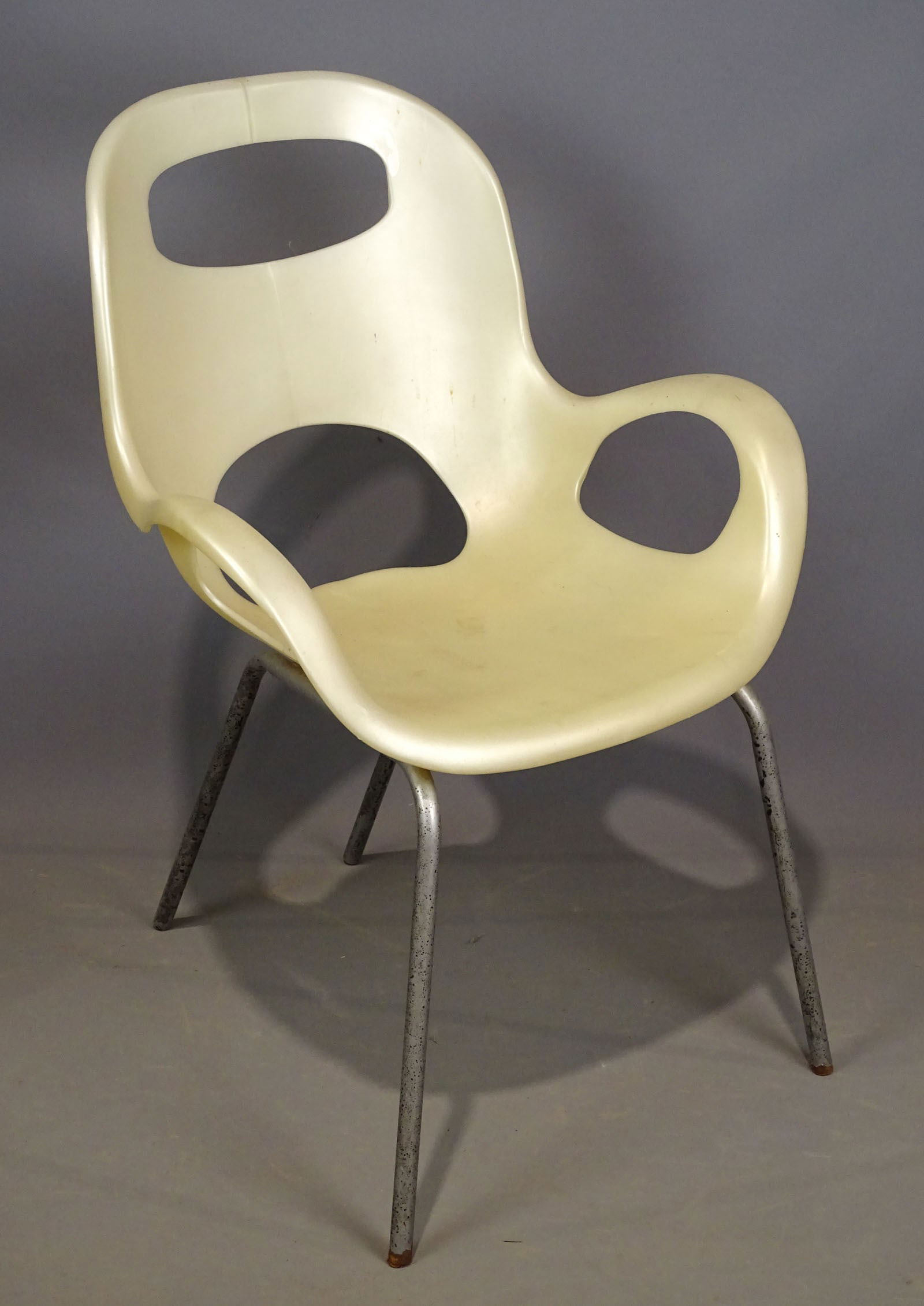 Umbra Moderne Design Chair (1 of 6)
