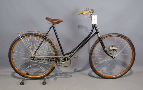 Belvidere Pneumatic Safety Bicycle: Belvidere Pneumatic Safety bicycle. Restored condition with Solar lamp. 21 1/2" frame.
