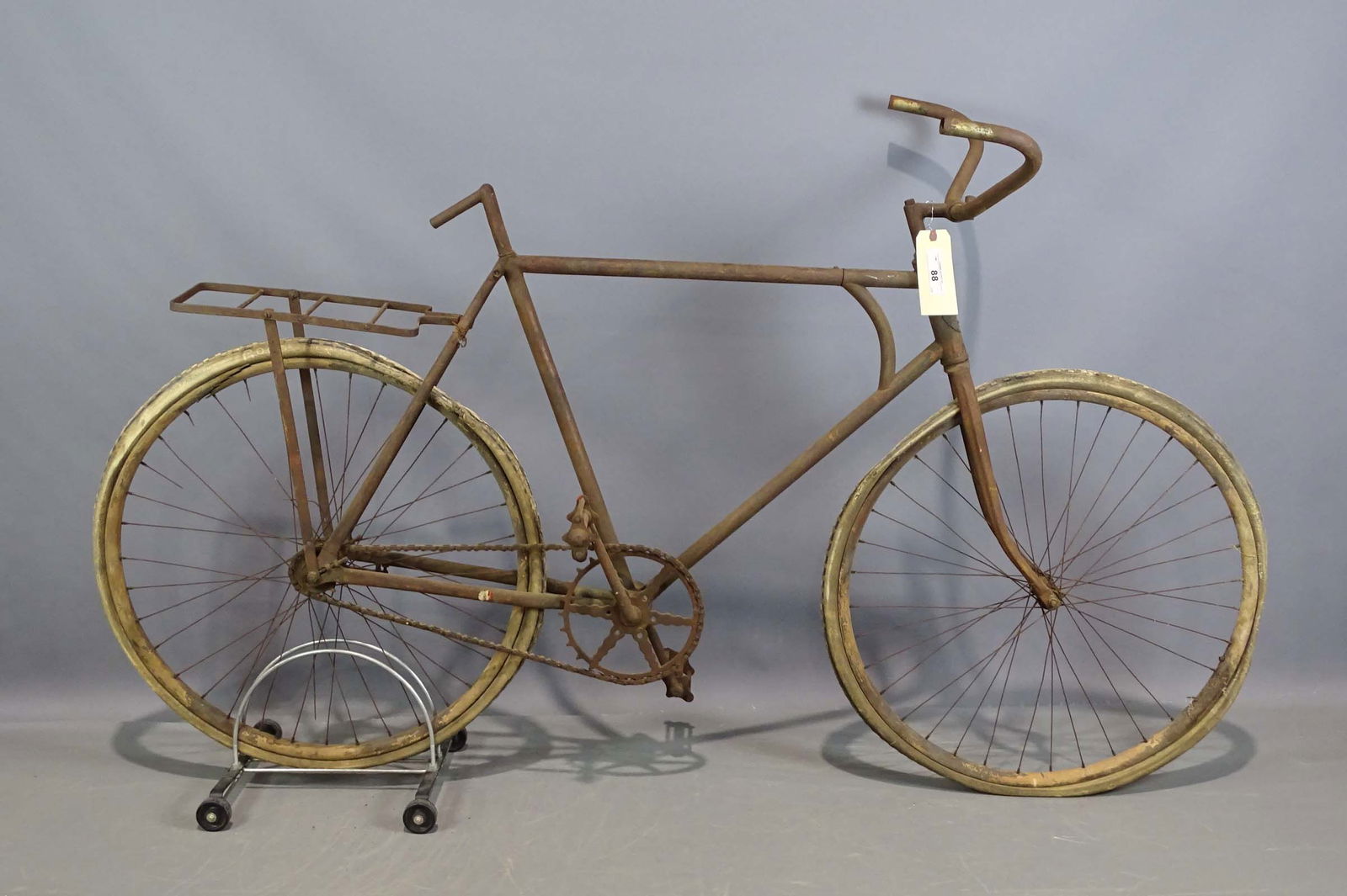 Lenawee Pneumatic Safety Bicycle (1 of 11)
