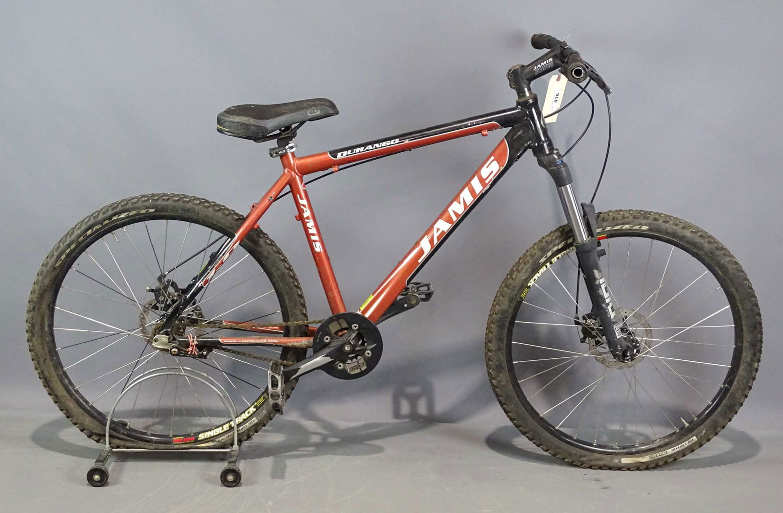 Jamis Mountain Bicycle (1 of 11)