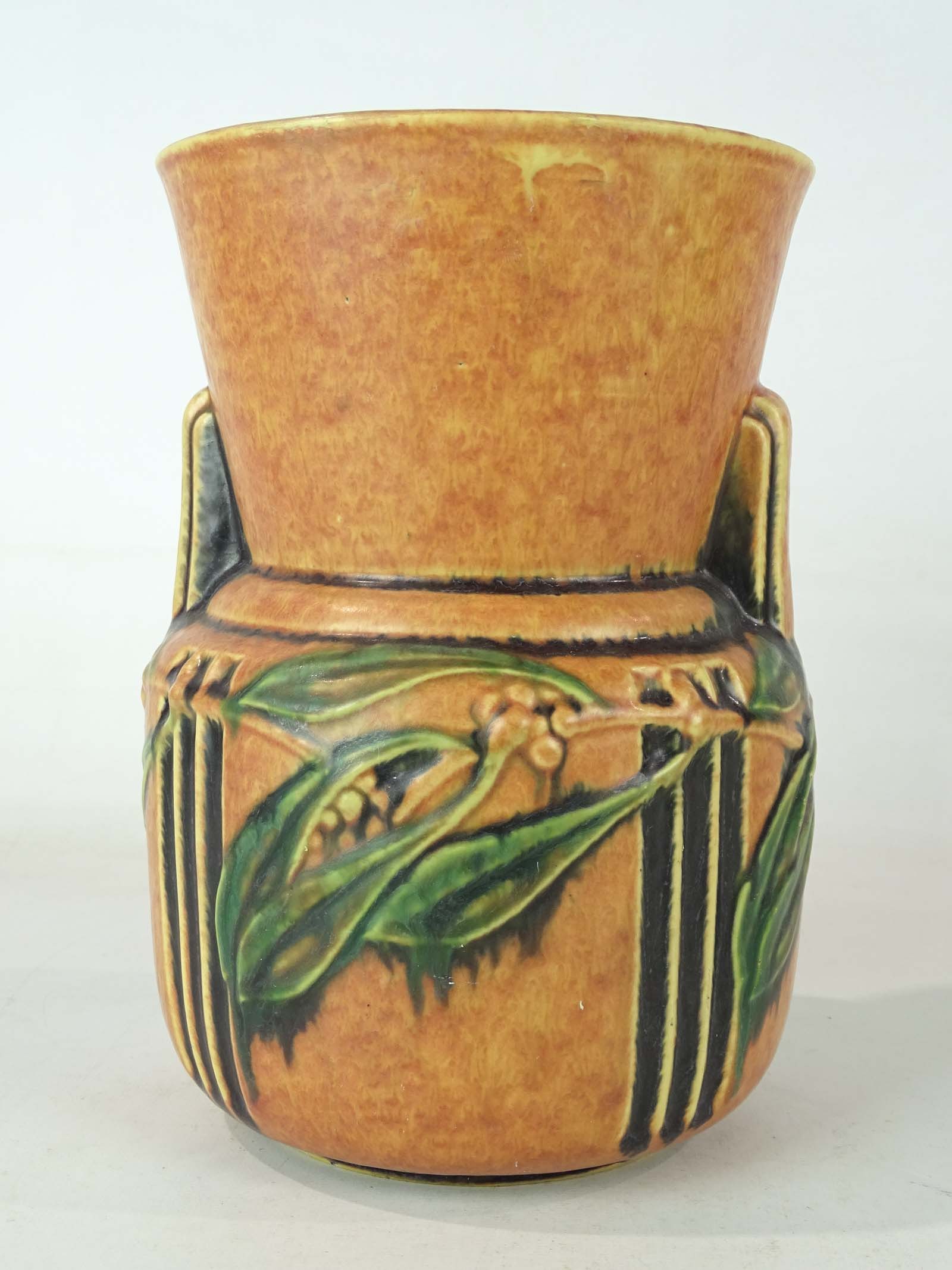 Roseville Vase: Roseville vase. 9 1/2" Ht.. Barbara Packer Collection. Good condition.