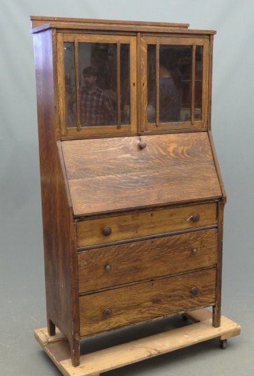 Oak Desk: 20th c. oak desk.36" W 16" D 68" Ht.