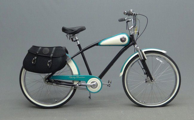 Harley Davidson Bicycle NOS: Harley Davidson commemorative bicycle-1998, as new.