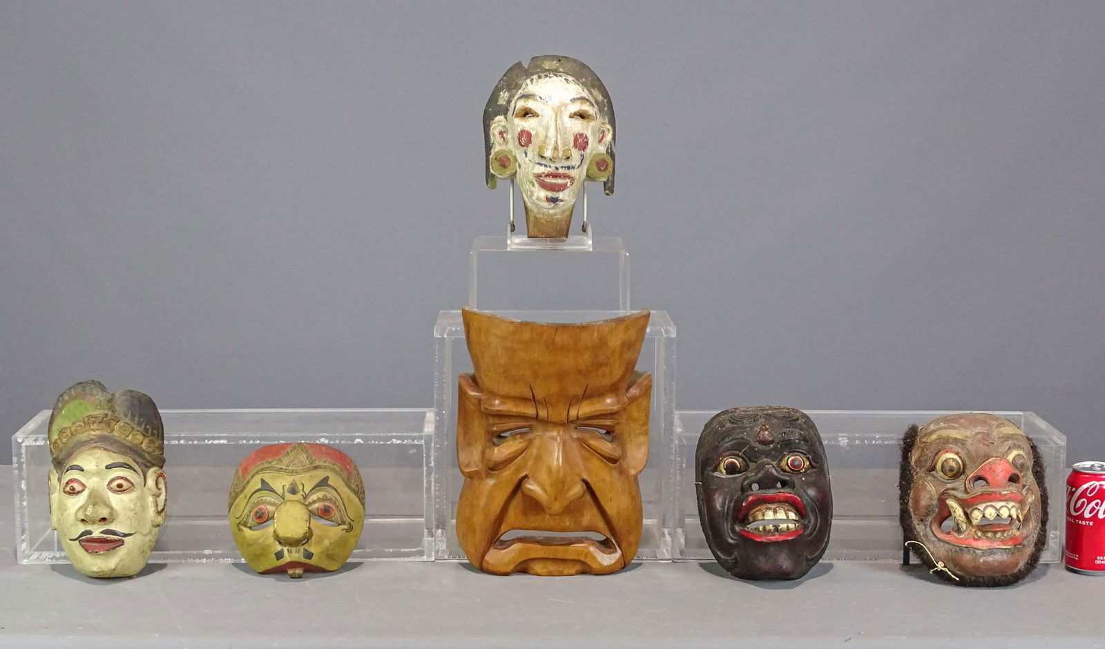 Lot of Carved Ethnic Masks (1 of 8)