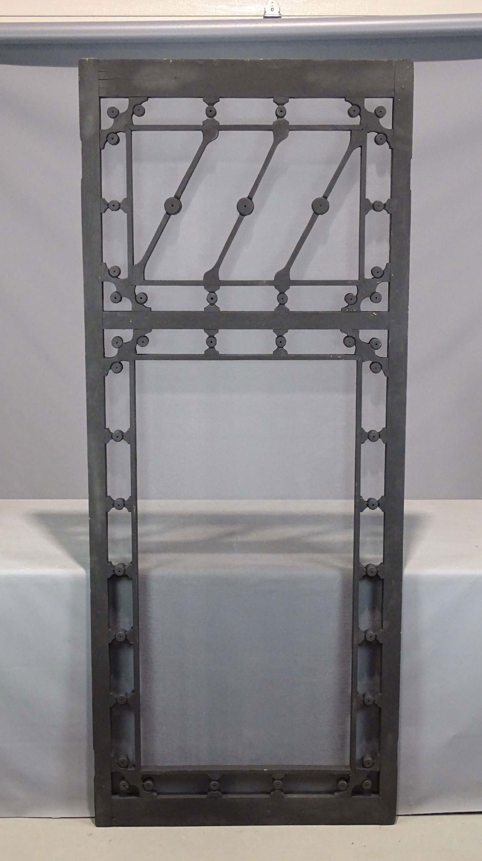 Vintage Wooden Screen Door (1 of 5)