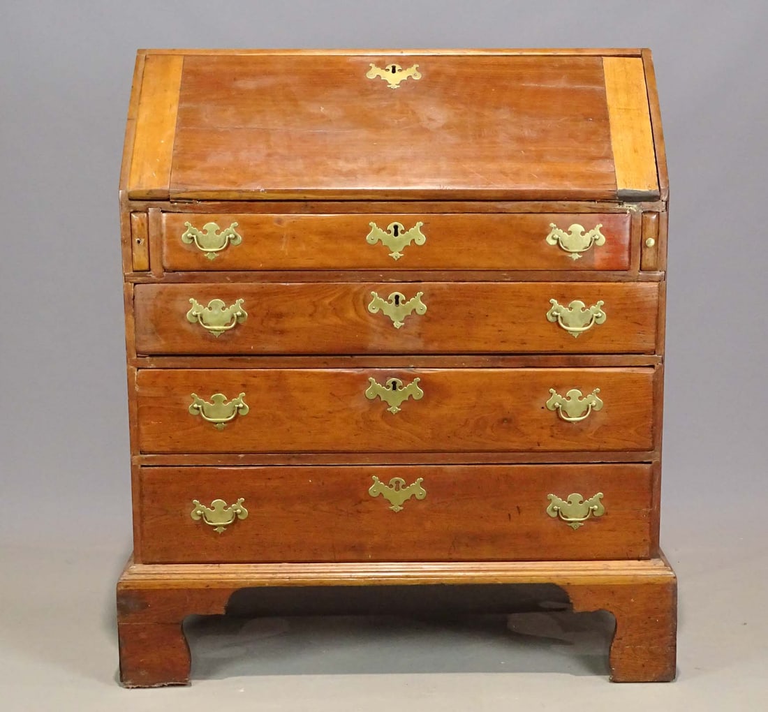 18th c. Chippendale Slant Lid Desk (1 of 13)