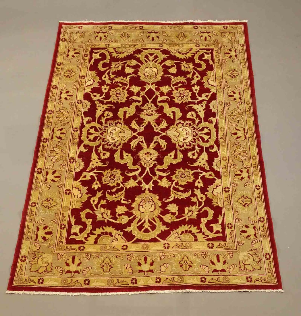 Oriental Rug: Oriental scatter rug. 60" x 80".