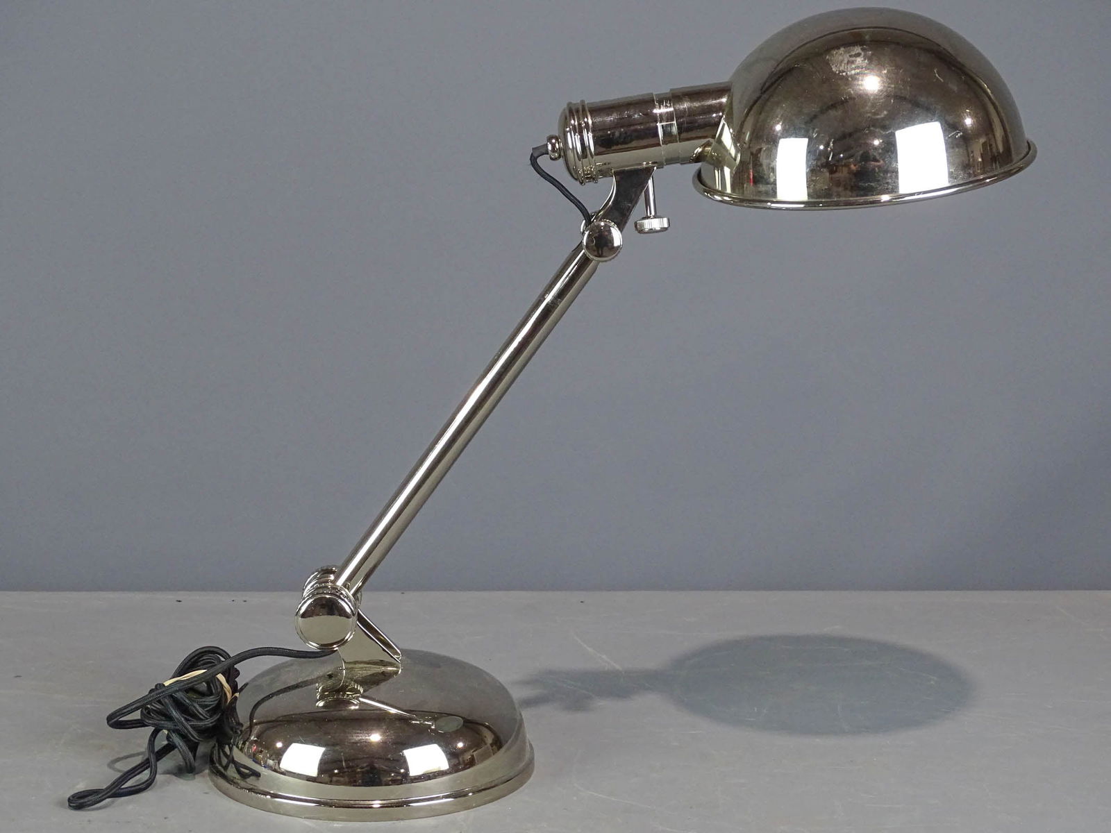 Modern Design Desk Lamp (1 of 6)
