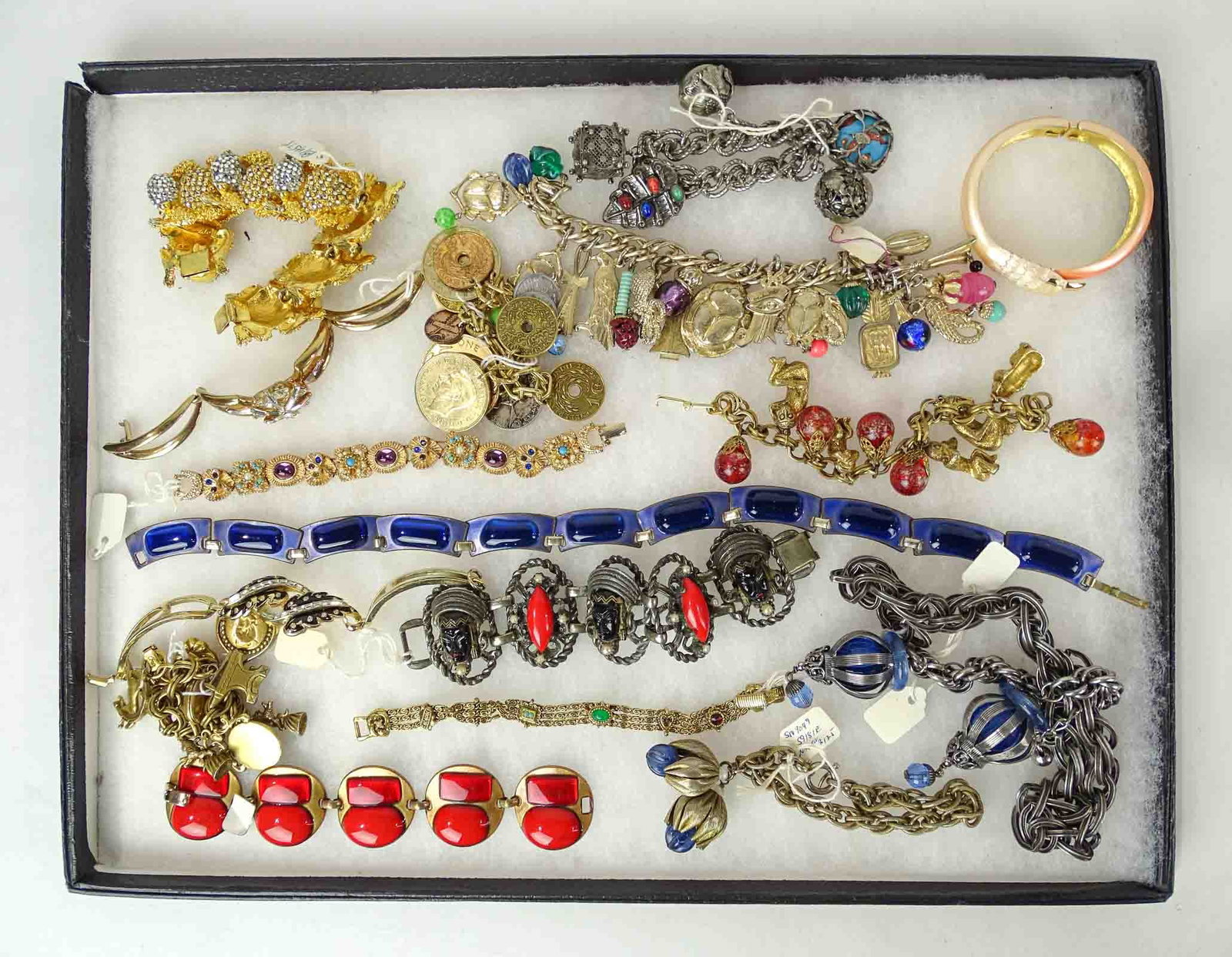 Vintage Jewelry Lot: Vintage jewelry lot including bracelets. Case not included.