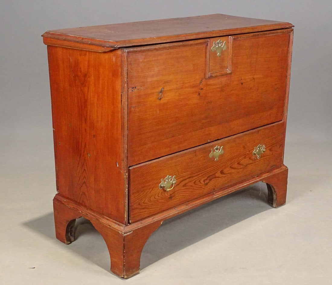 18th c. Lift Top Blanket Chest (1 of 7)