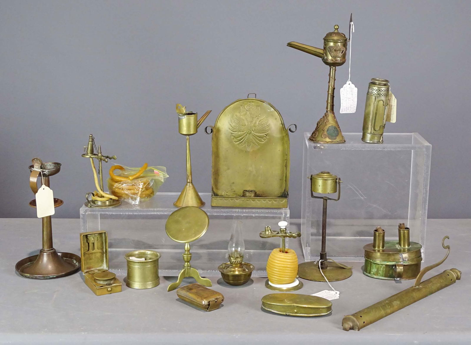 Lighting Lot (1 of 10)