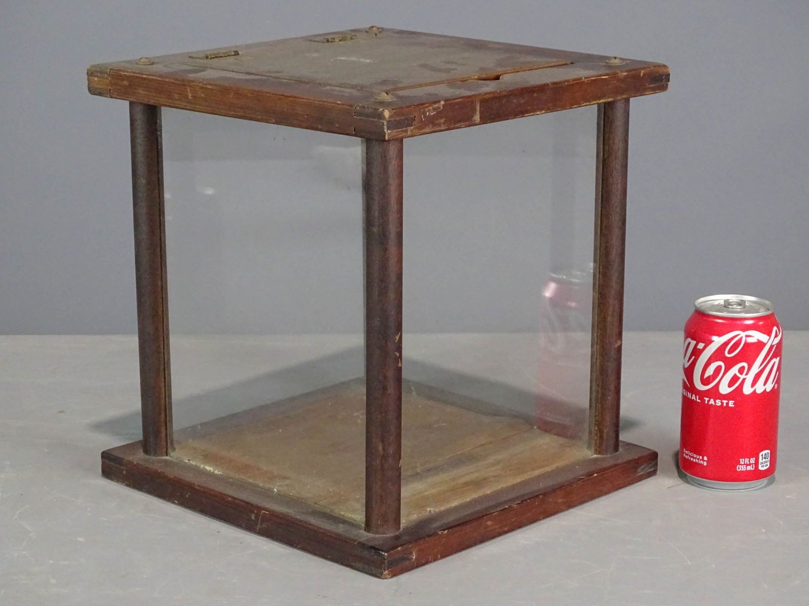 Table Top Showcase (1 of 7)