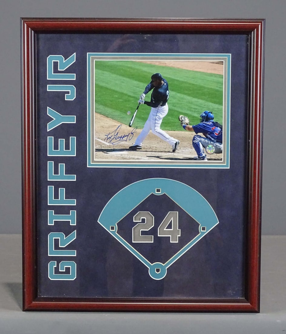 Ken Griffey Jr. Autograph (1 of 7)