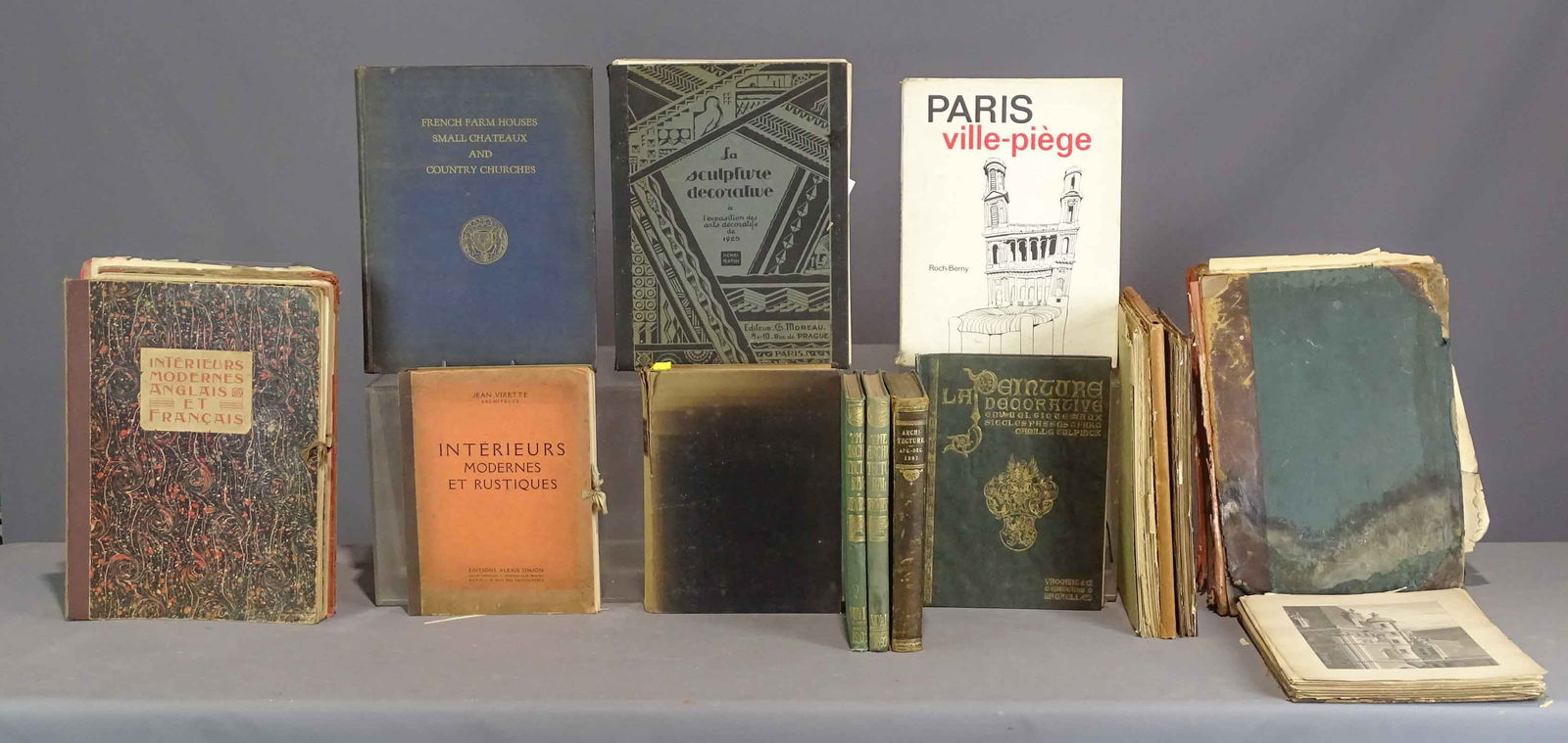 Book Lot: Misc. Architecture (1 of 10)