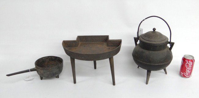 Iron Lot: Lot early iron including lidded posnet pot (12" Ht.), posnet pot (12" Length), and tri-foot drip pan (13" W 8 1/2" Ht.).