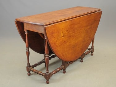 Gate Leg Dropleaf Table