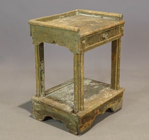 Primitive Stand