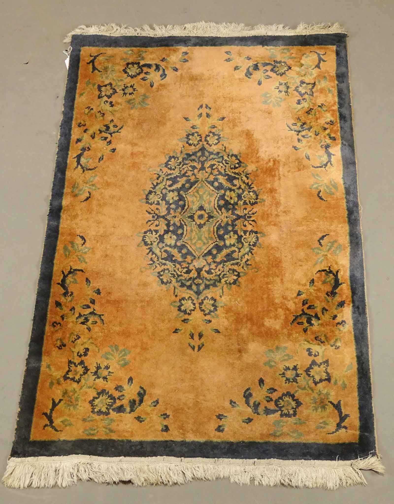 Oriental Rug: Oriental scatter rug. 36" x 60".