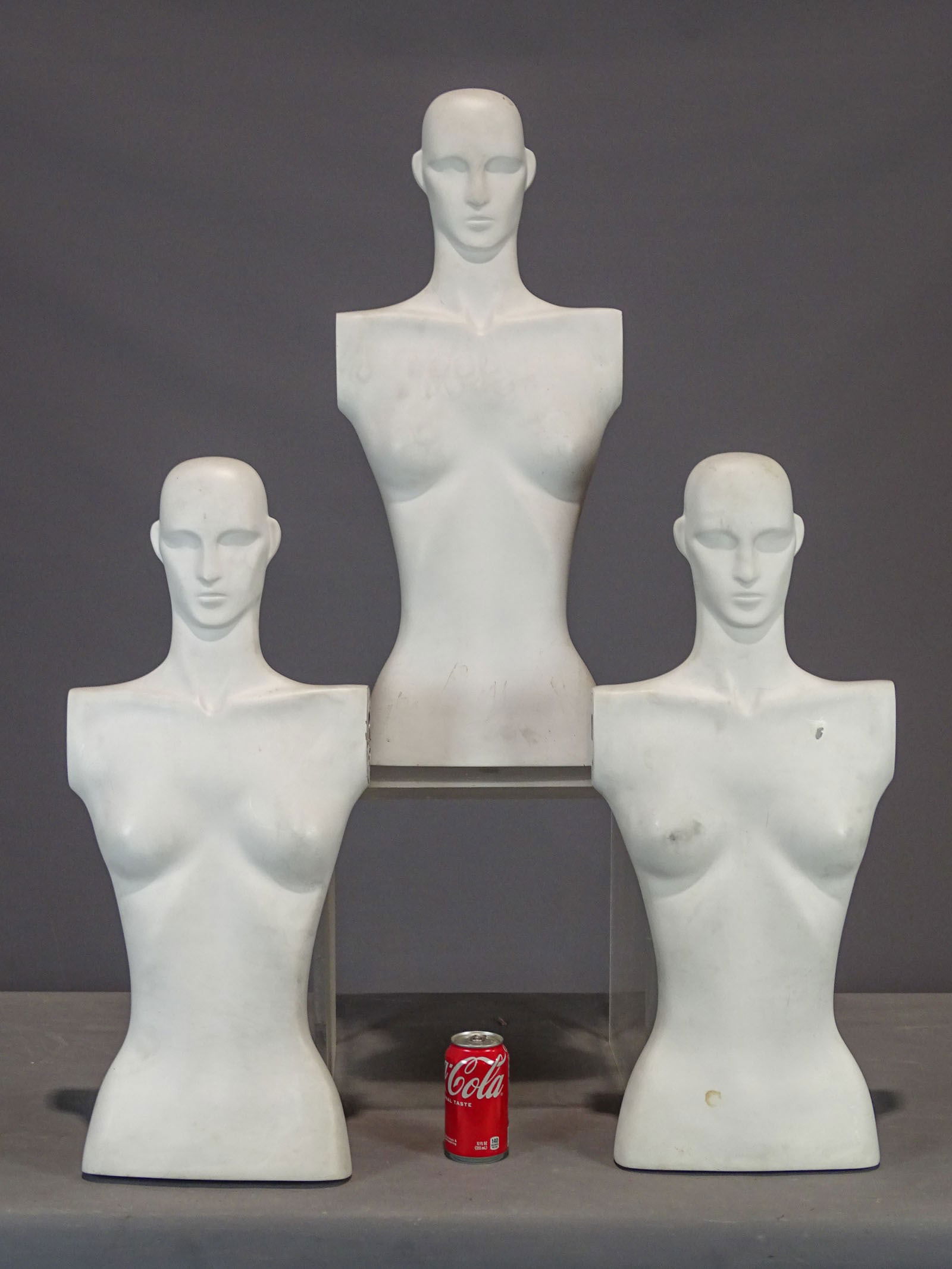 Mannequin Figures (1 of 7)