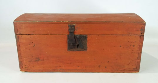 19th c. Trunk