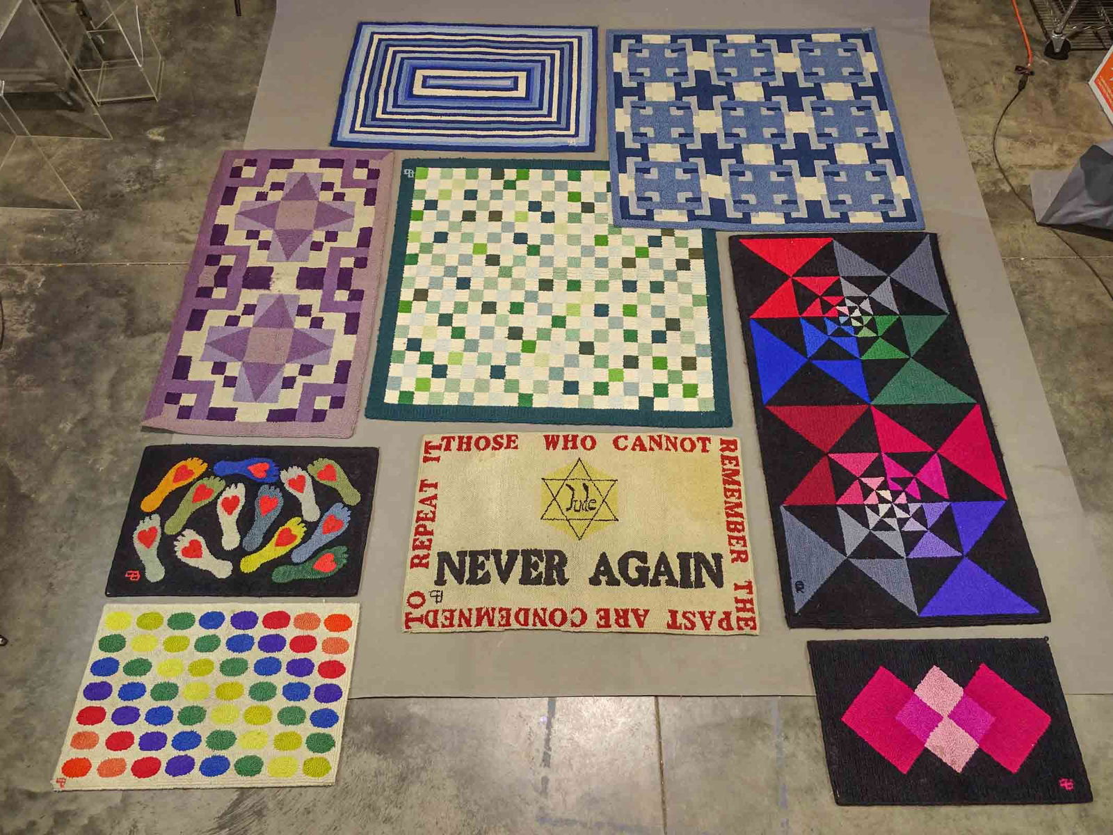 Barbara Packer Made Hooked Rugs (1 of 20)