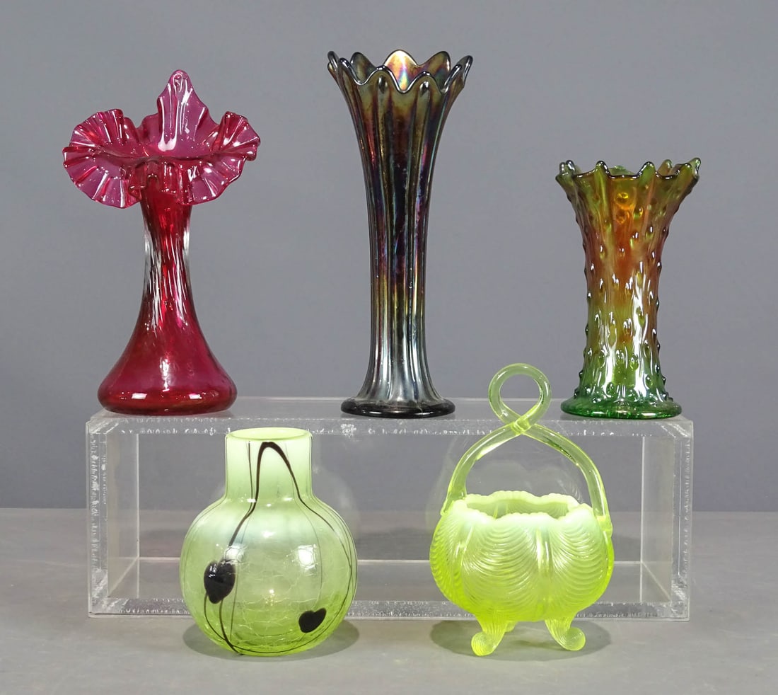 Art Glass Lot: Lot (5) pieces of art glass. Including Carnival (one marked Northwood), Fenton ruffled, Vaseline and basket (handle broken). Barbara Packer collection. Good condition unless noted.