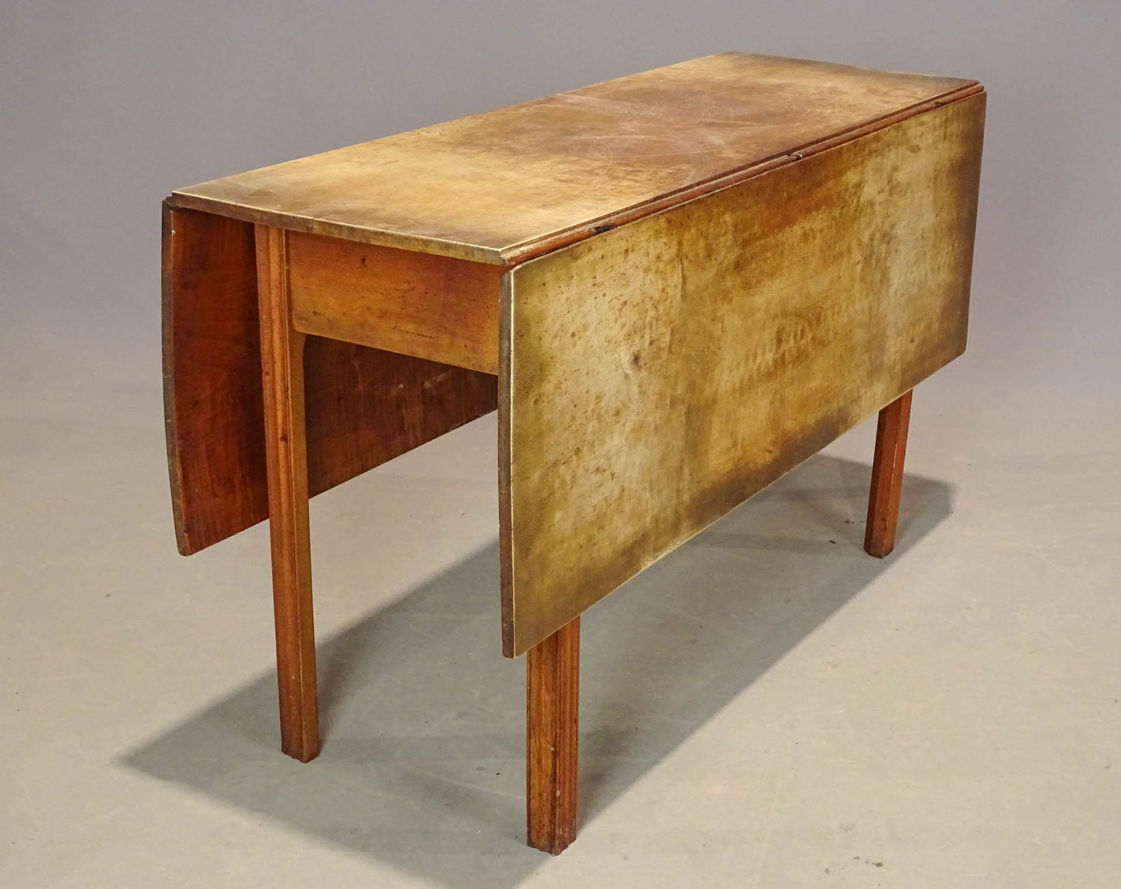 18th c. New England Dropleaf Table (1 of 7)