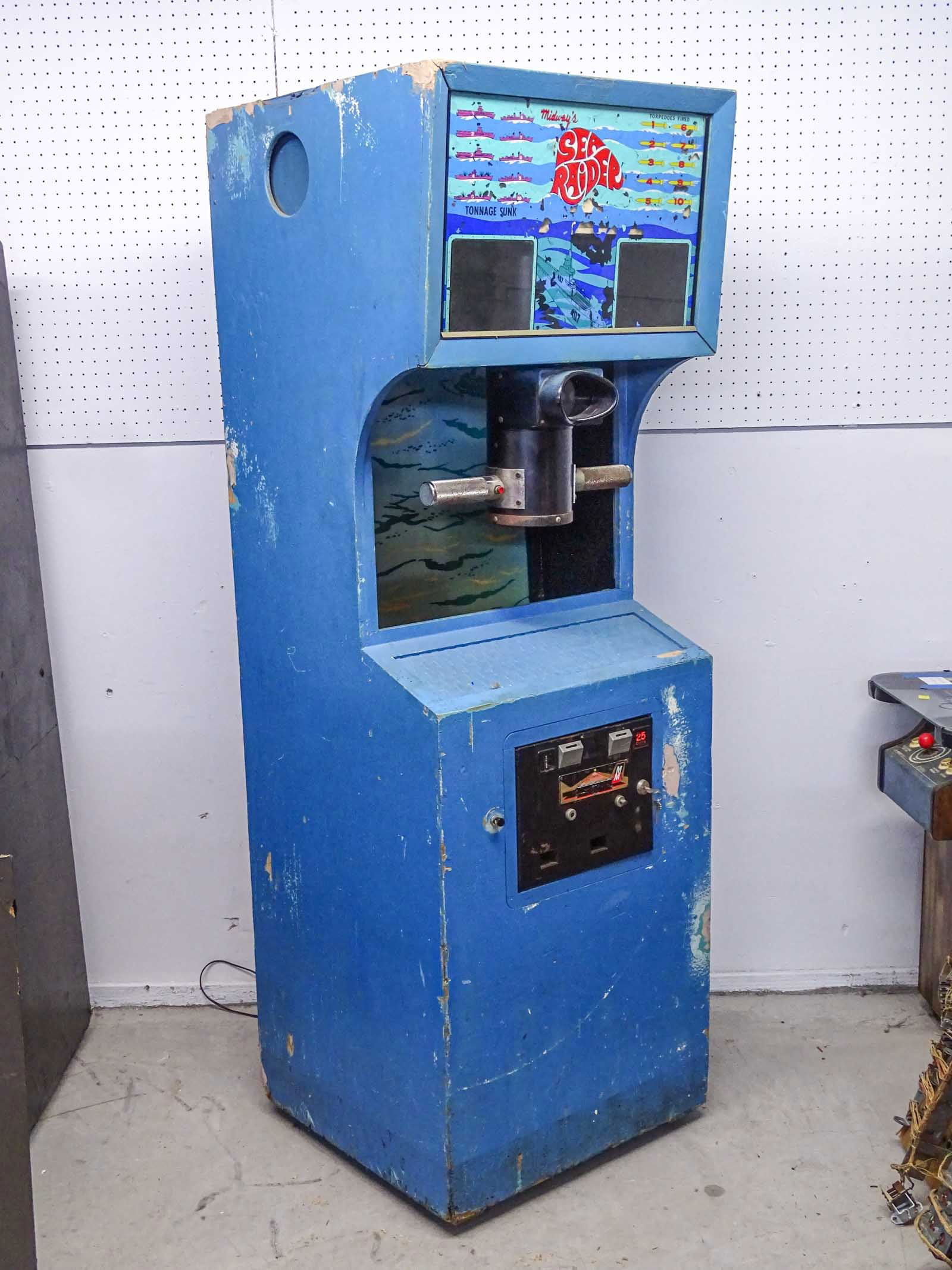 Vintage Arcade Game (1 of 11)