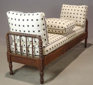 Spool Settee