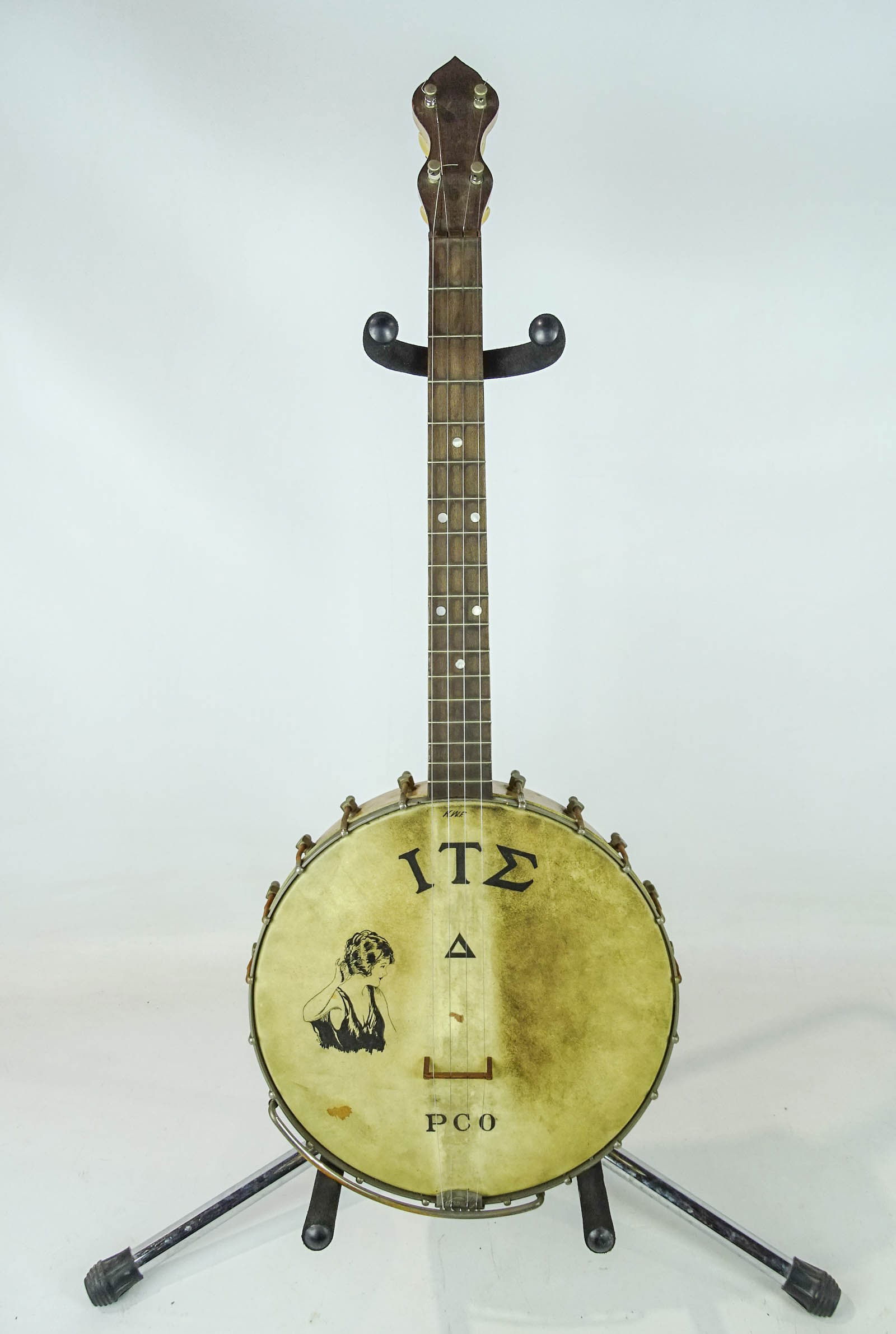 Slingerland Banjo (1 of 15)