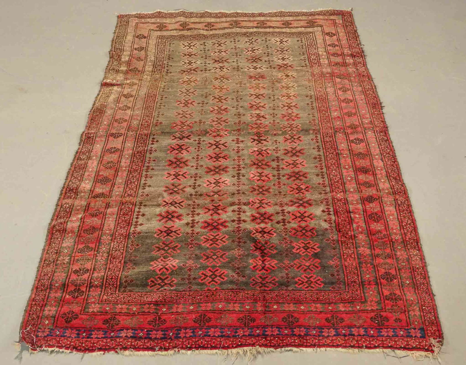 Oriental Rug (1 of 5)