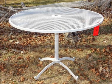 Woodard Table