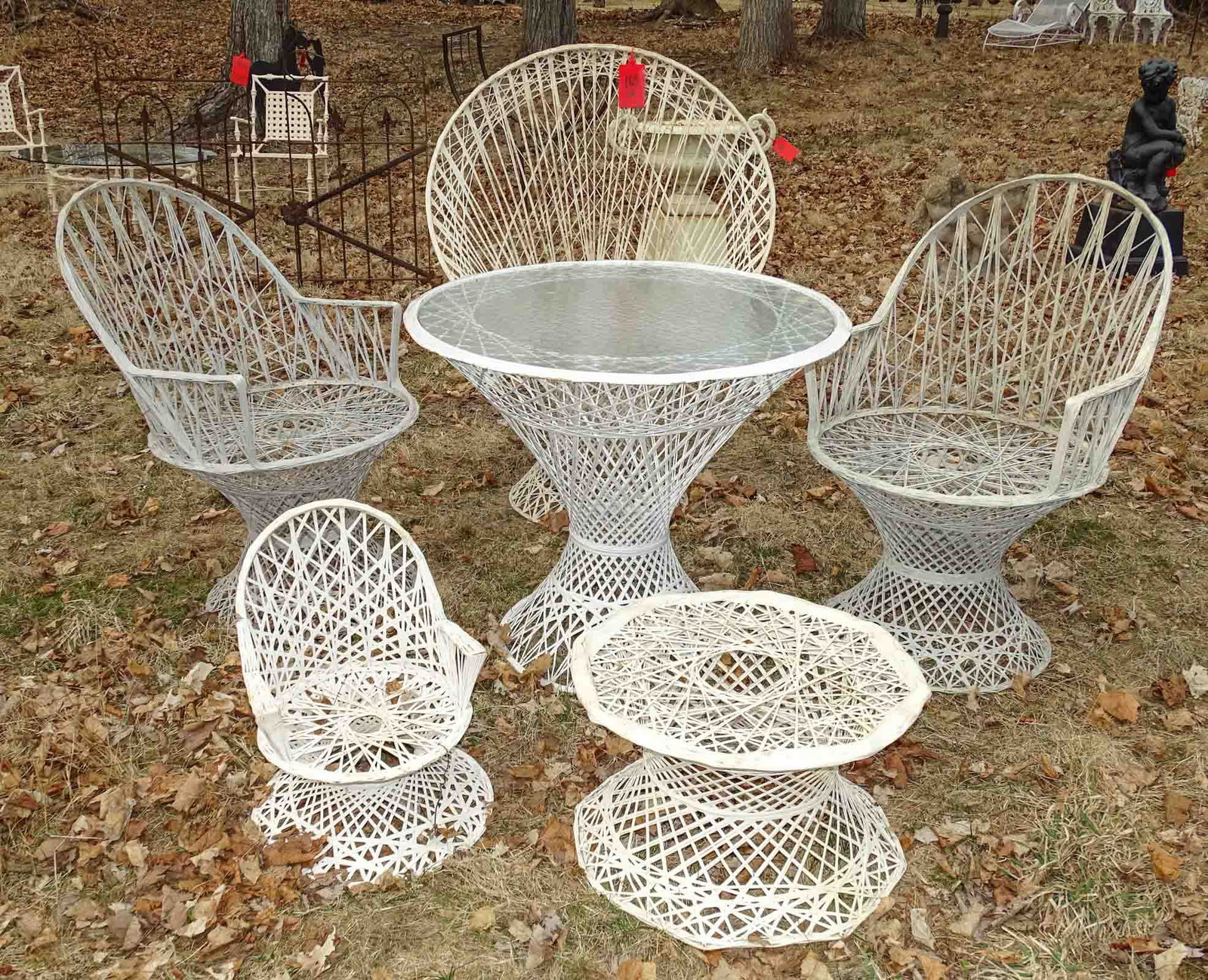 Woodard Chairs: 6 piece lot of Woodard spun fiberglass chairs and tables.