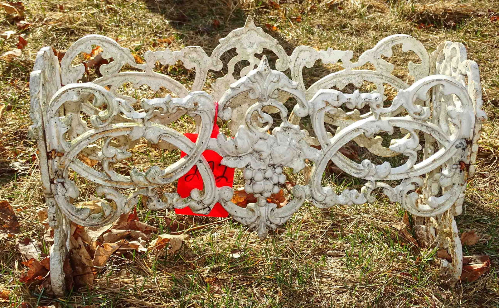 Decorative planter (1 of 4)