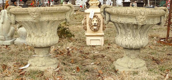 Urns