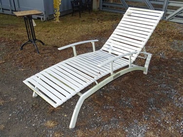 Chaise Lounge