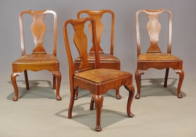 Set of (4) Queen Anne Chairs