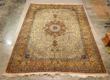 Roomsize Oriental Rug