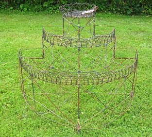 Wire Plant Stand