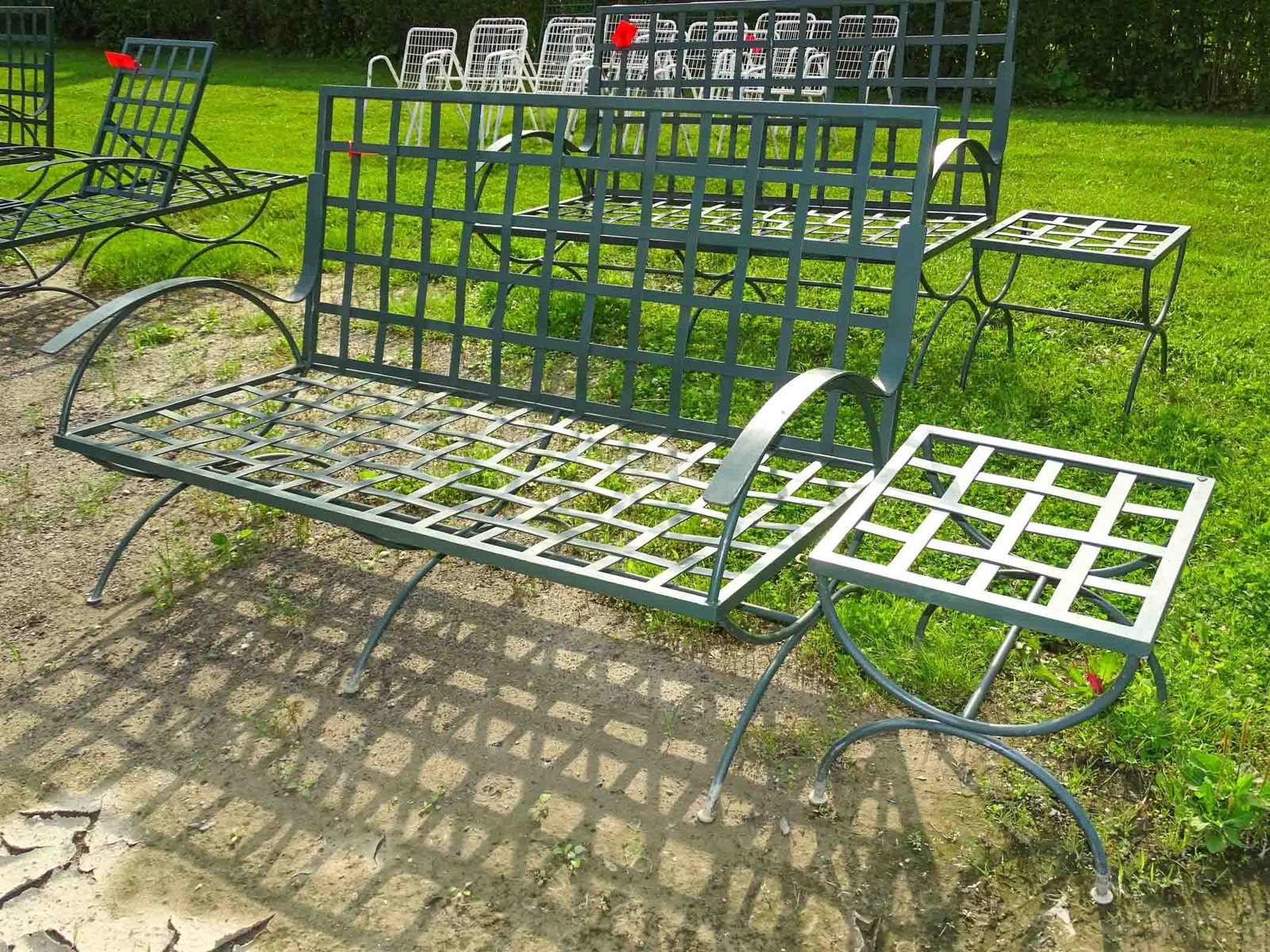Bench: Metal weave bench with end table. 61" W., 18" Ht., 18" square.