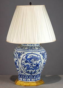 Asian Ceramic Lamp: Large Asian ceramic lamp. Approx. 13" D., 33" overall Ht..